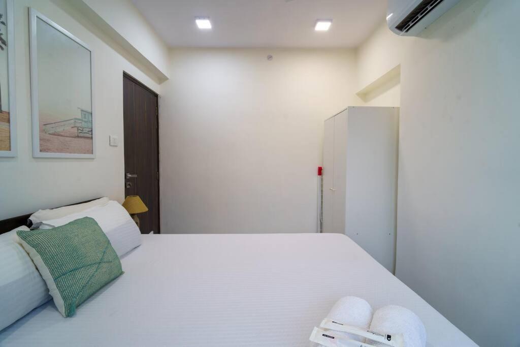 Luna 1bhk Bandra W By The Company Apartament *