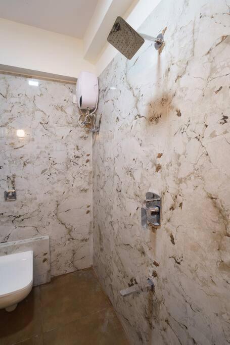Luna 1bhk Bandra W By The Company Apartament *